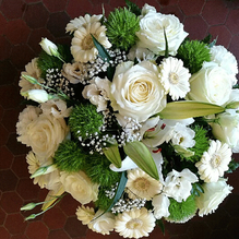 bouquet rond de mariée blan
