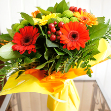 bouquet de fleurs rouges en gros plan