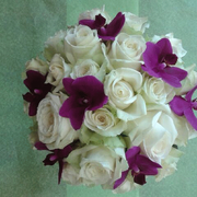 bouquet de mariée violet et blanche